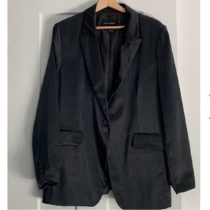 End of Season Sale: New with Tags Satin Like Finish Black Blazer Size 18